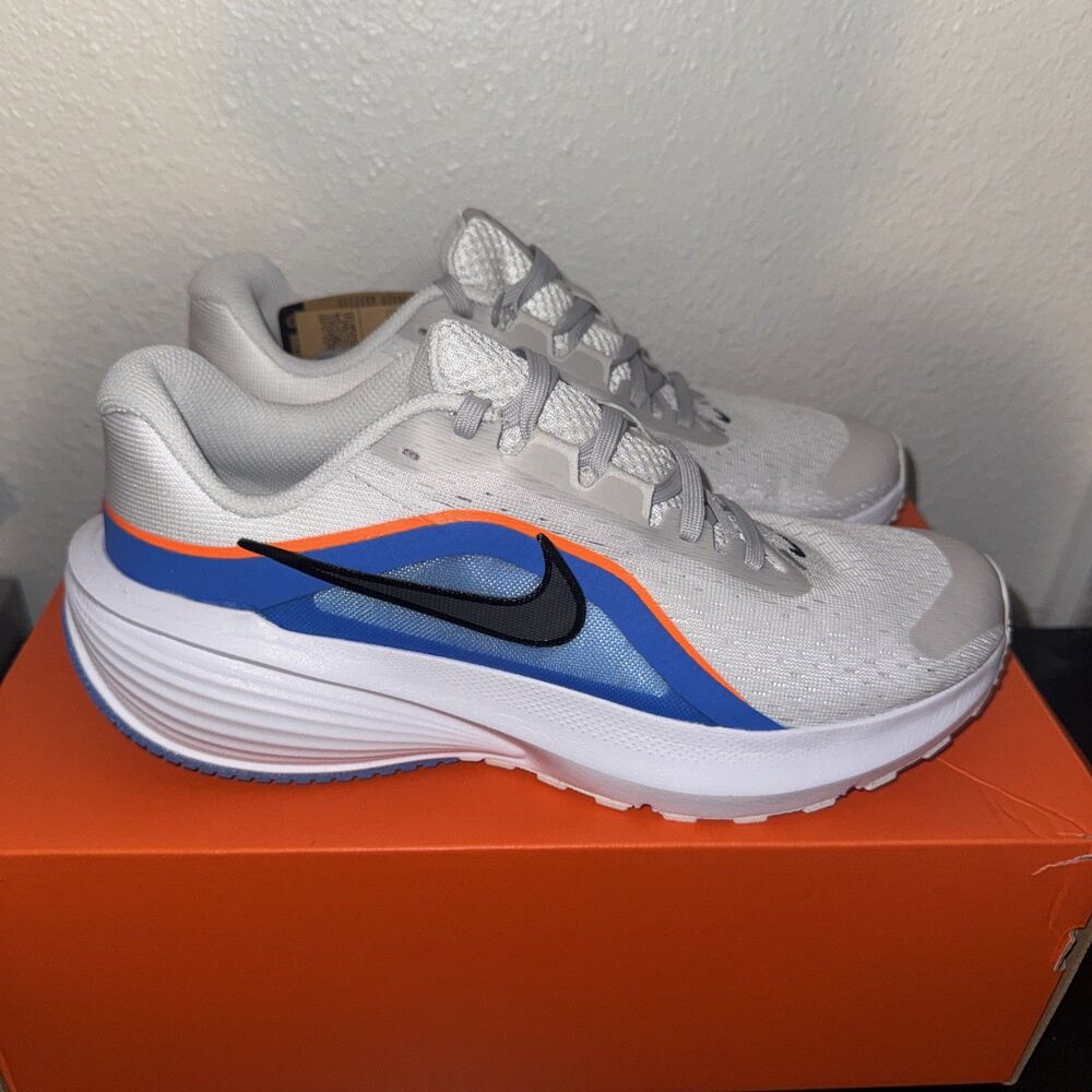 Nike Downshifter 14 Platinum Tint IB1895-004 Men's Size 8.5 Running Sneakers